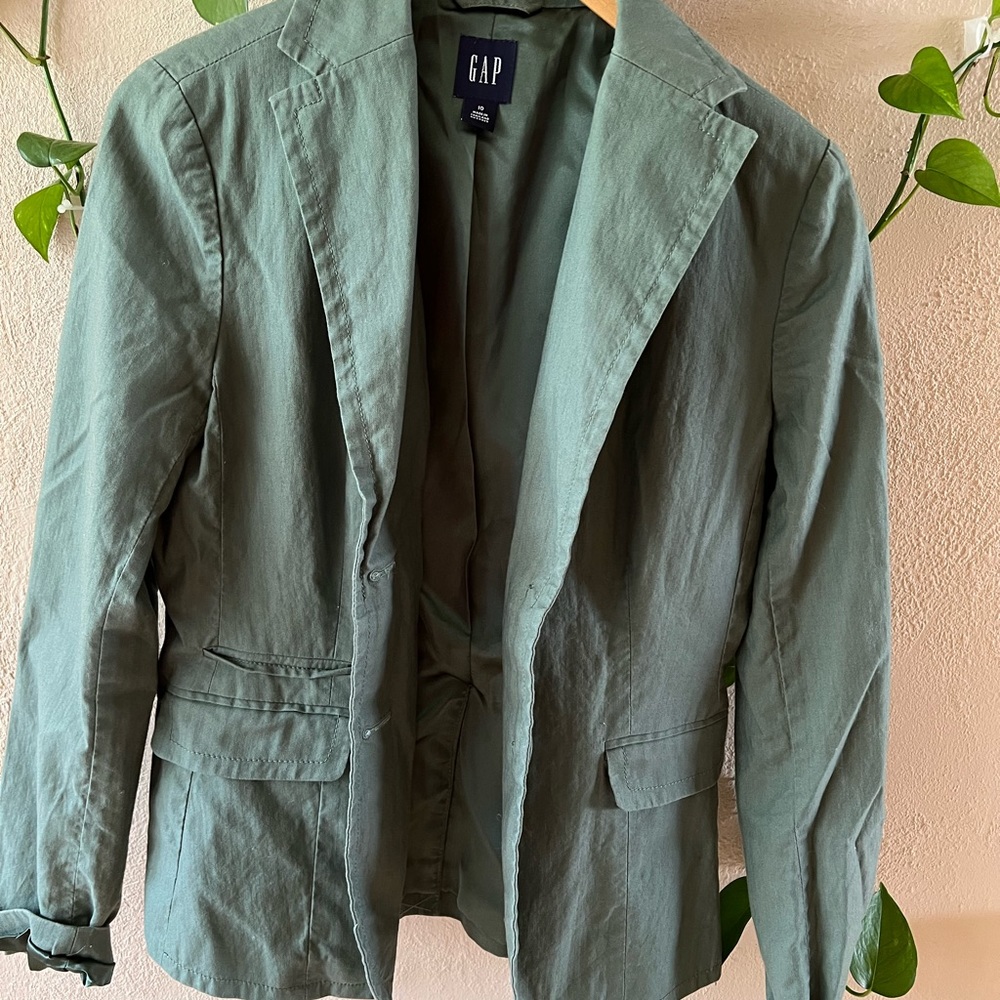 Green GAP Blazer 🌲